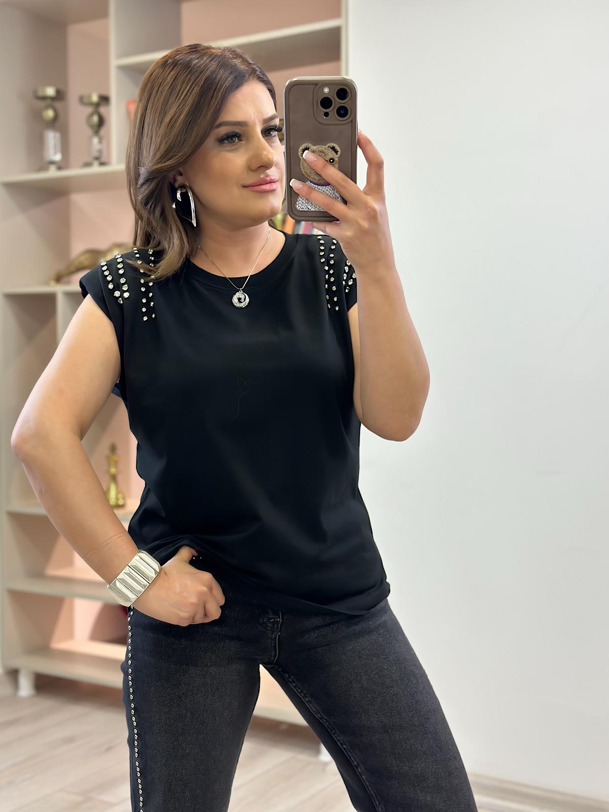 Vatkalı Omuzları Taş Detaylı Tshirt SİYAH