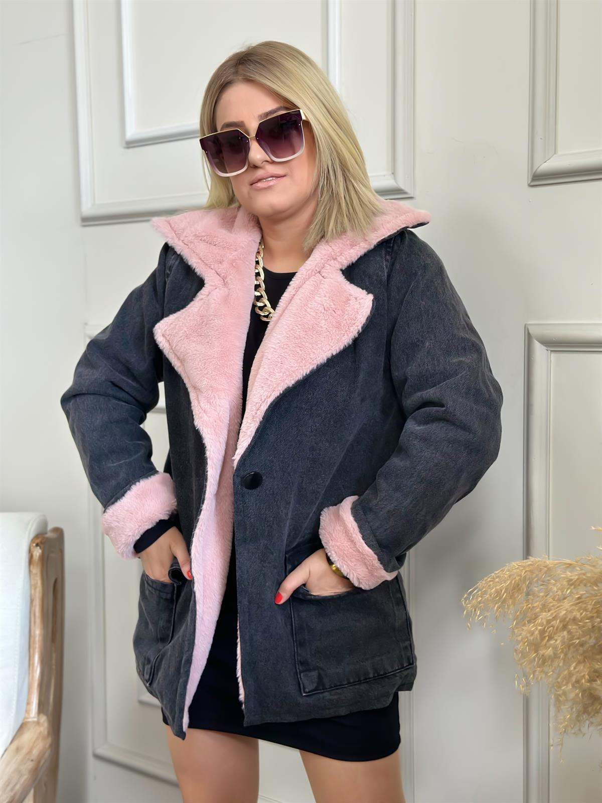 Versoft Düğme Detaylı Kürklü Kot Mont PEMBE