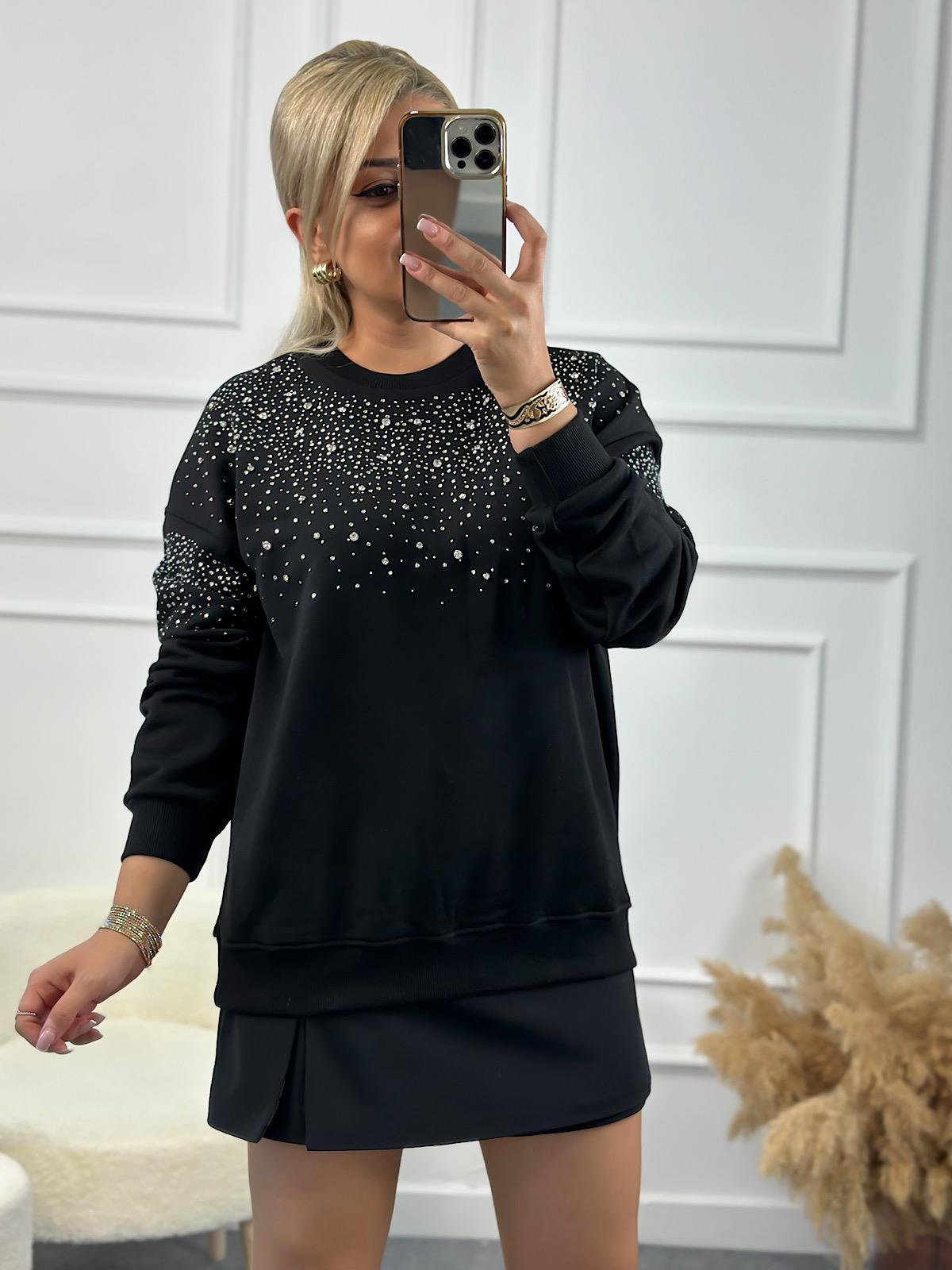 Yaka Kısmı Taş Detaylı Sweatshirt SİYAH