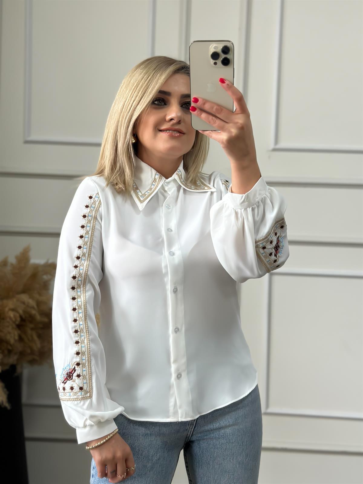 Yaka Ve Kolları Nakış Detaylı Balon Kol Gömlek BEYAZ