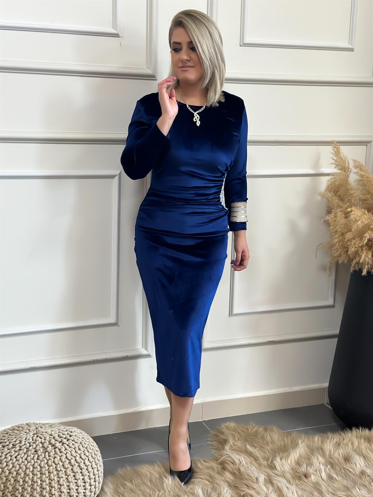 Yandan Drape Detaylı Pul İşlemeli Kadife Elbise SAKS
