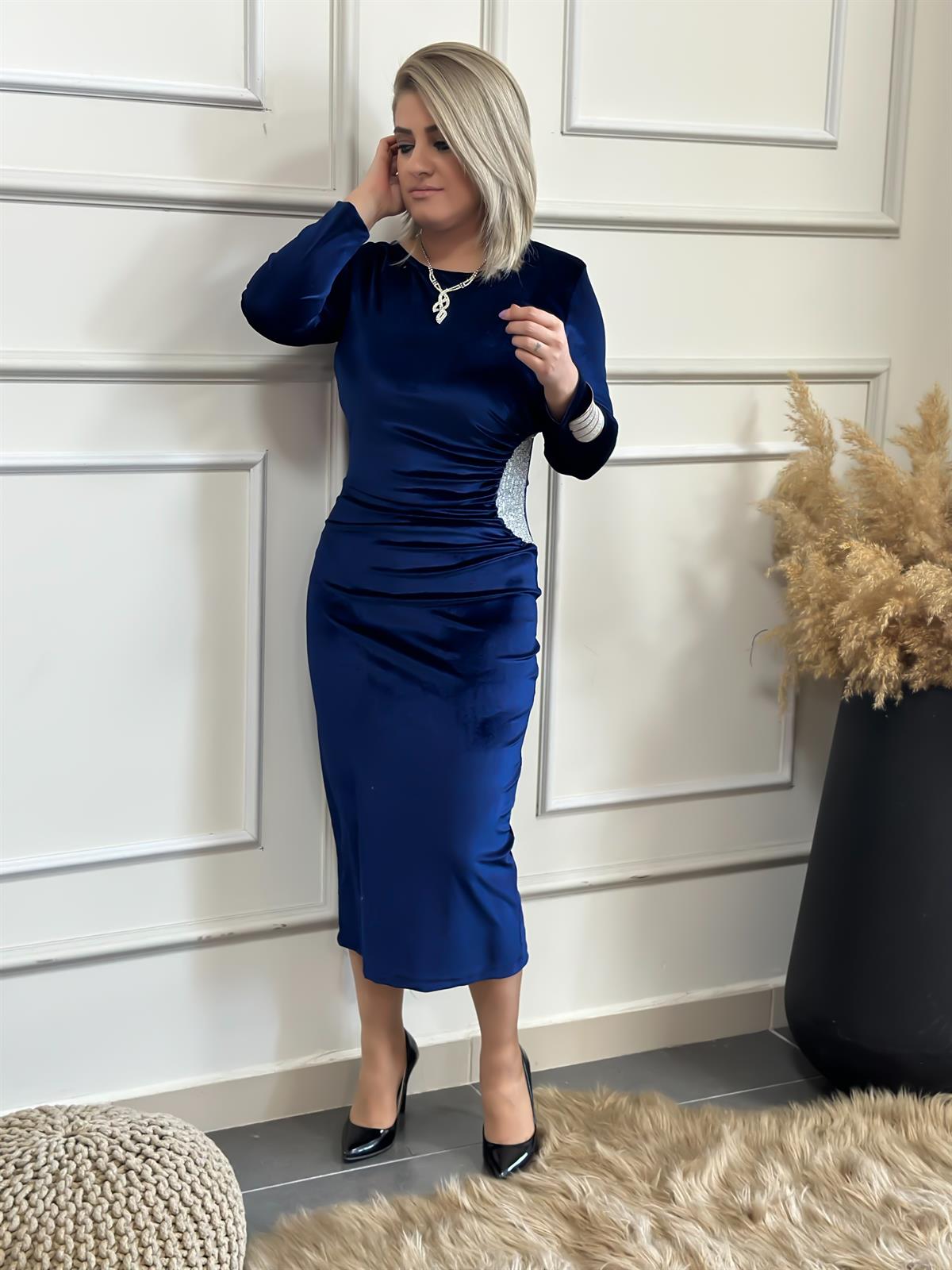 Yandan Drape Detaylı Pul İşlemeli Kadife Elbise SAKS