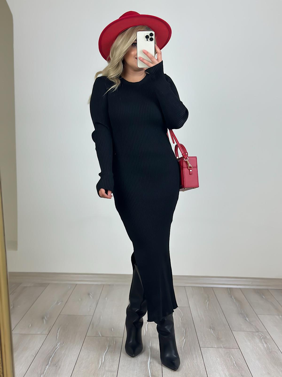 Yandan Yırtmaçlı Maxi Boy Triko Elbise SİYAH