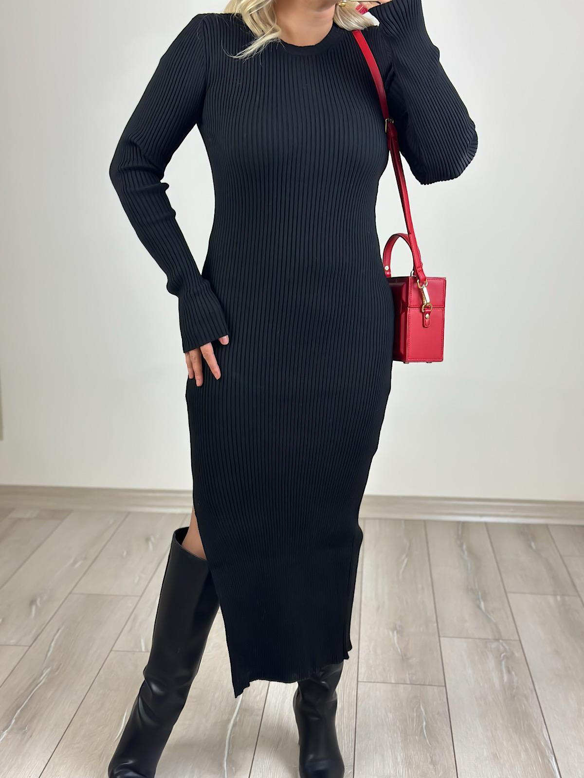 Yandan Yırtmaçlı Maxi Boy Triko Elbise SİYAH
