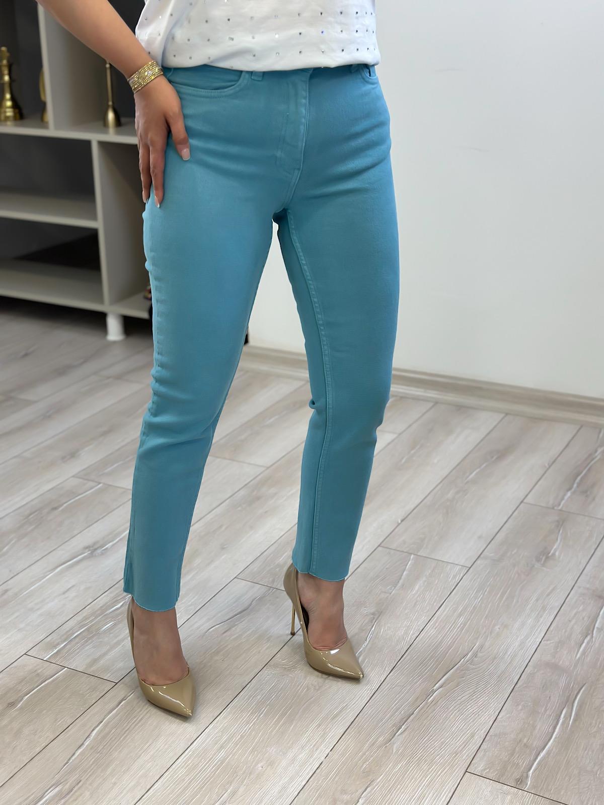 Yüksek Bel Likralı Toparlayıcı Paçası Kesik Fit Mom Jean BEBE MAVİ