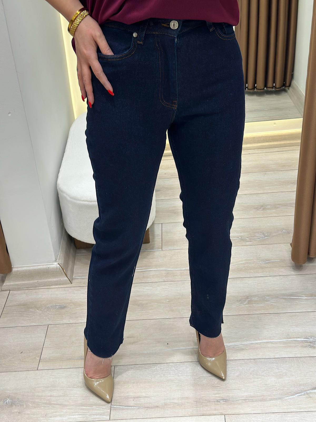 Yüksek Bel Likralı Toparlayıcı Paçası Kesik Fit Mom Jean LACİVERT