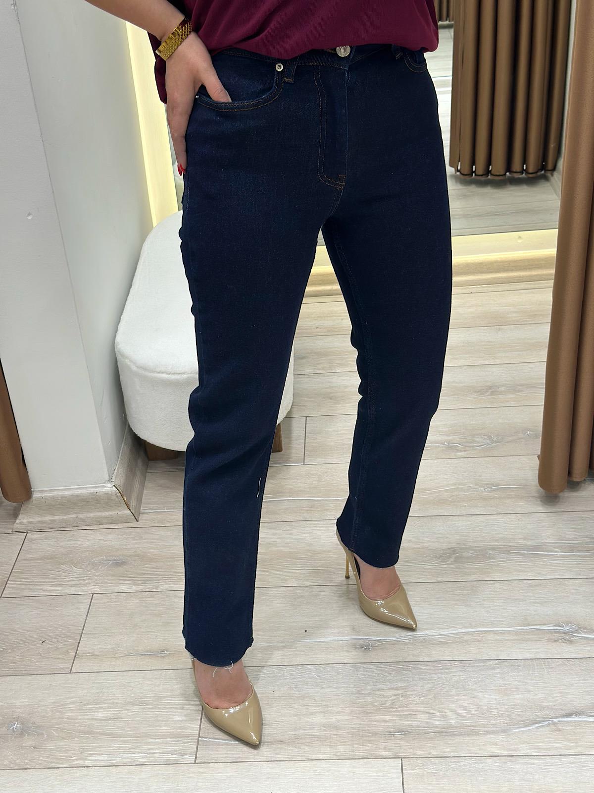 Yüksek Bel Likralı Toparlayıcı Paçası Kesik Fit Mom Jean LACİVERT