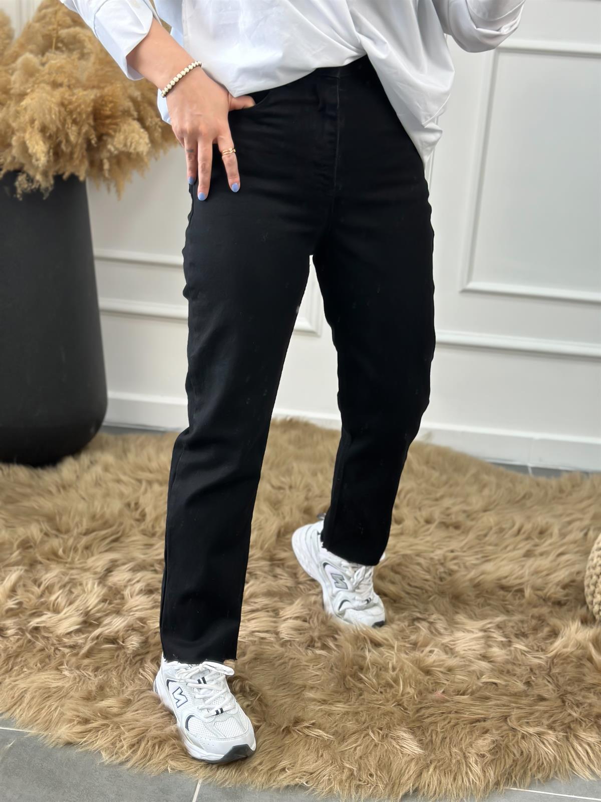 Yüksek Bel Paçası Kesik Orjinal Fit Mom SİYAH