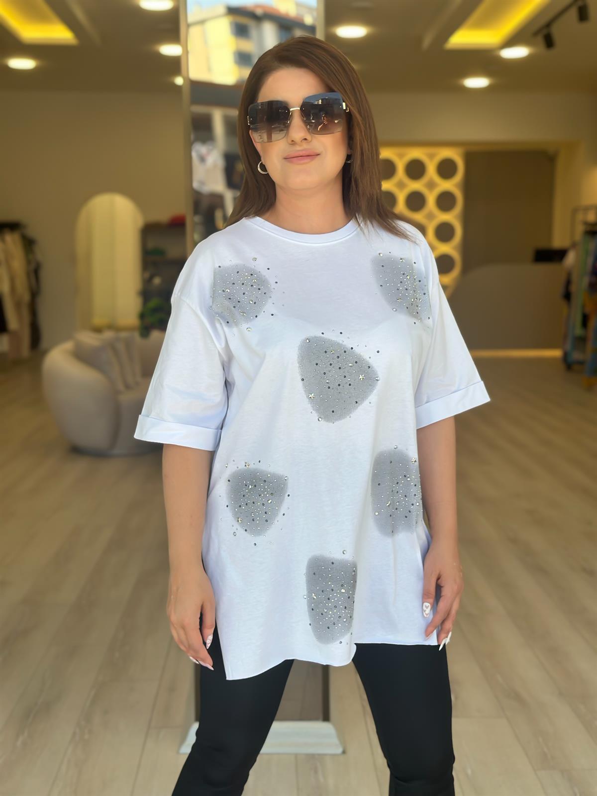 Yuvarlak Taşlı Yanları Yırtmaçlı Tshirt BEYAZ