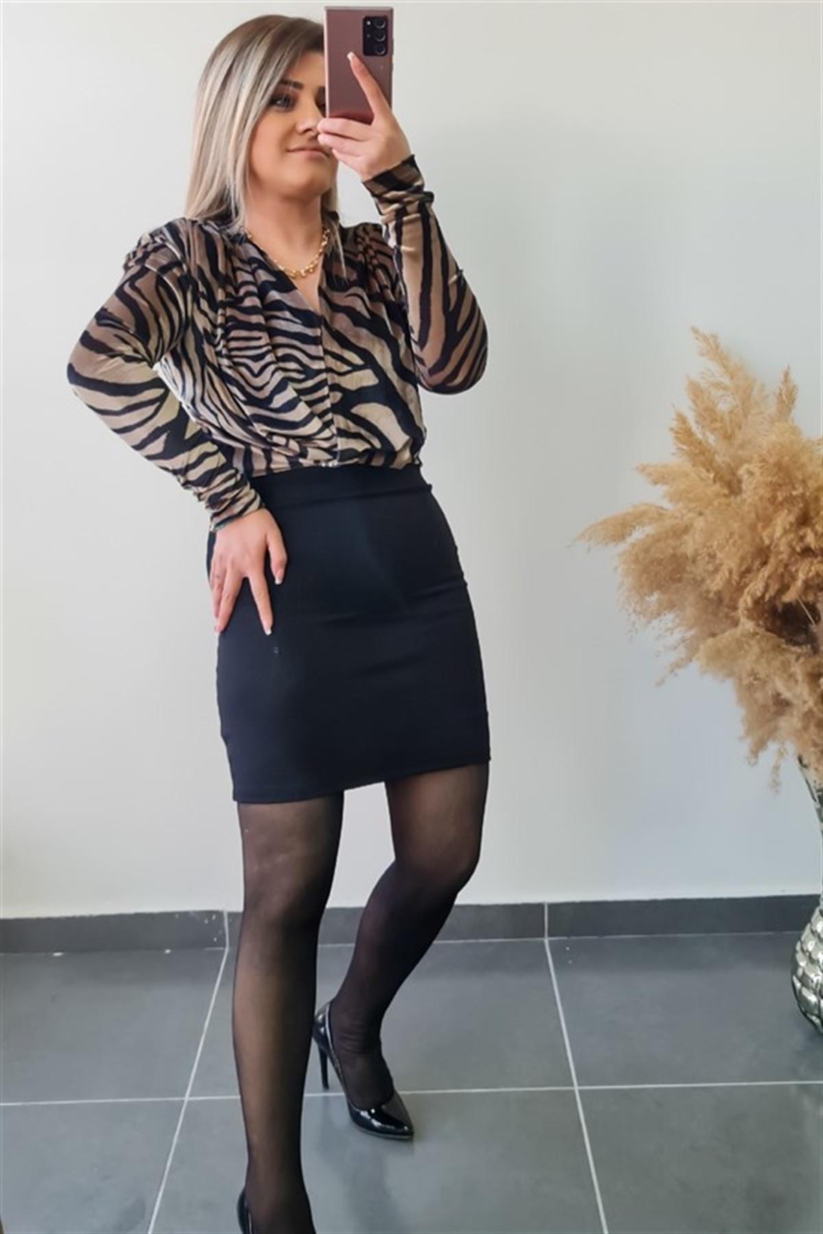 Zebra Desen Vatkalı Zıbınlı Bluz BEJ