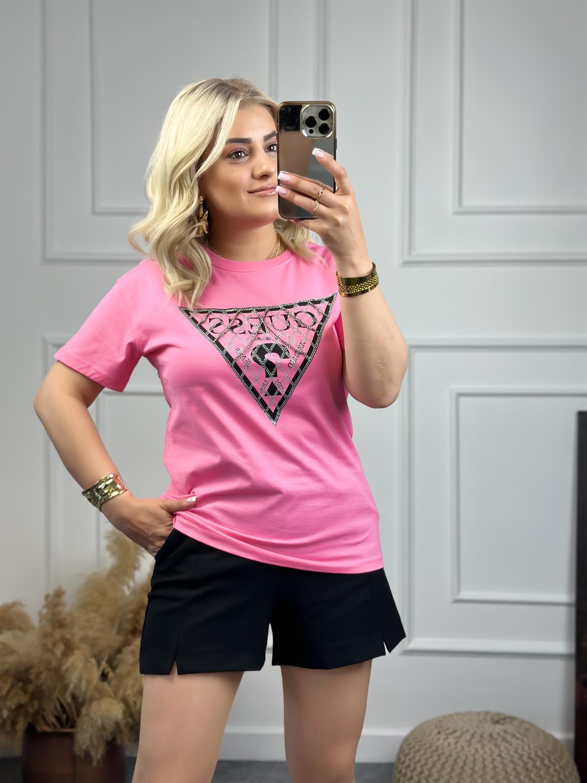 Zincirli Yazı Baskılı Tshirt PEMBE