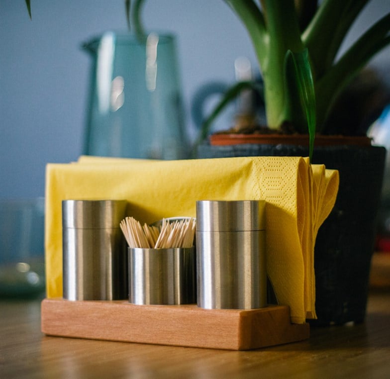 Mutsan 3'lü Paslanmaz Çelik Tuzluk Takımı - Ahşap Standlı 