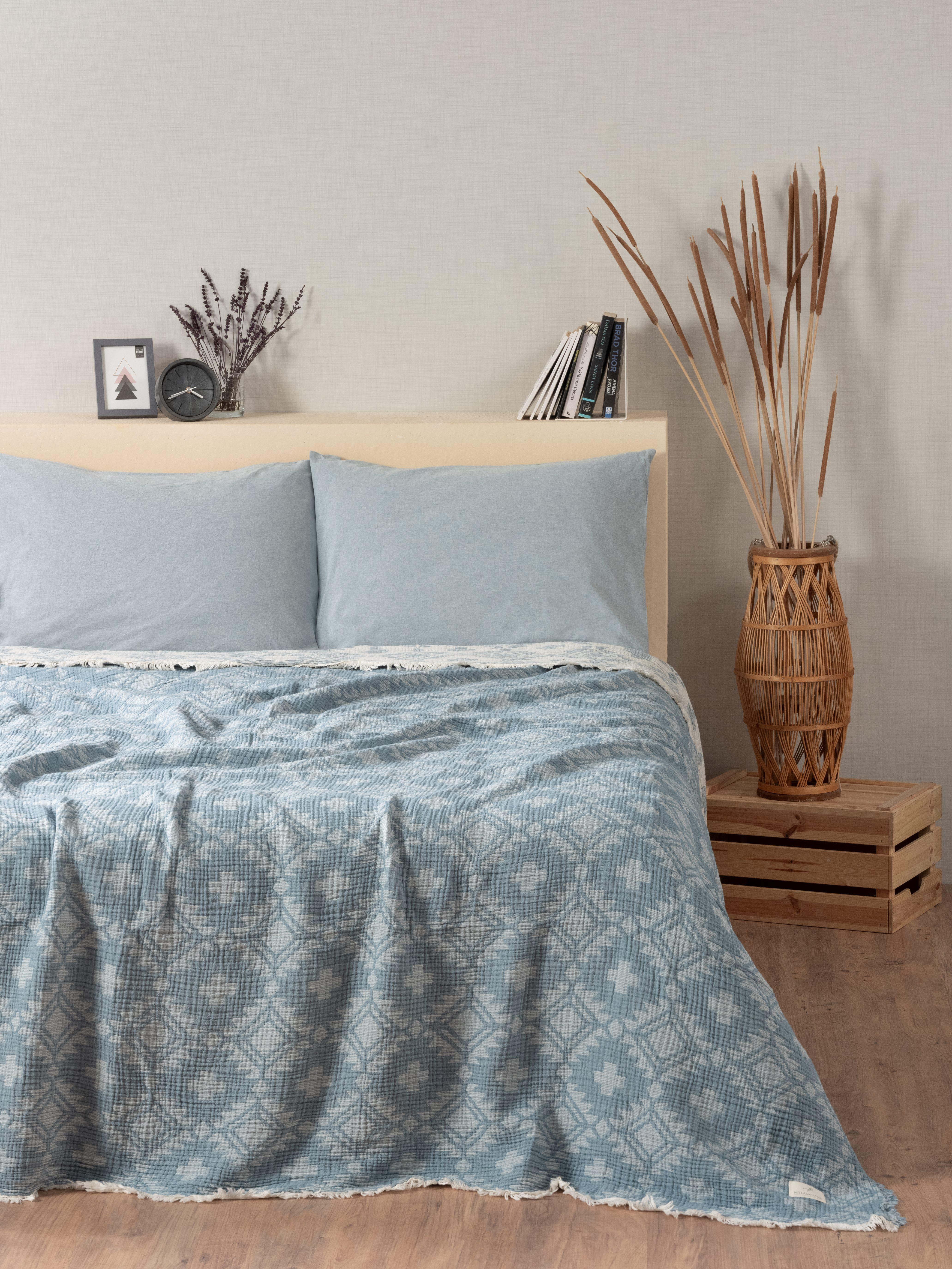Mylasa Home Müslin 4 Katlı Aztec Desenli (Jakarlı) Çift Kişilik Yatak Örtüsü-Yazlık Pike 220x240cm - Petrol