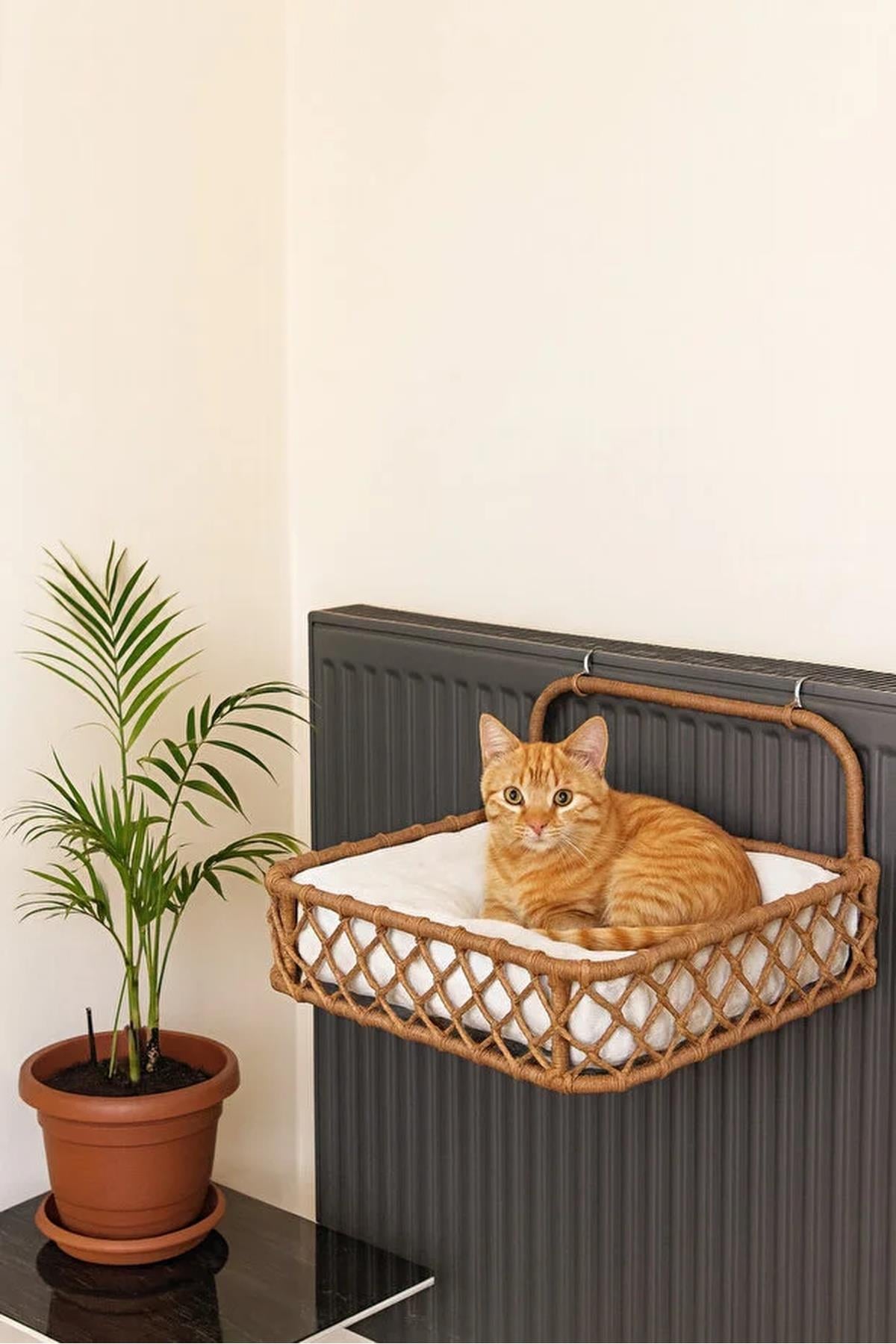 Tasaryum Kedi Köpek Kalorifer Yatağı, Hamak, Radyatör Yatağı Kahverengi