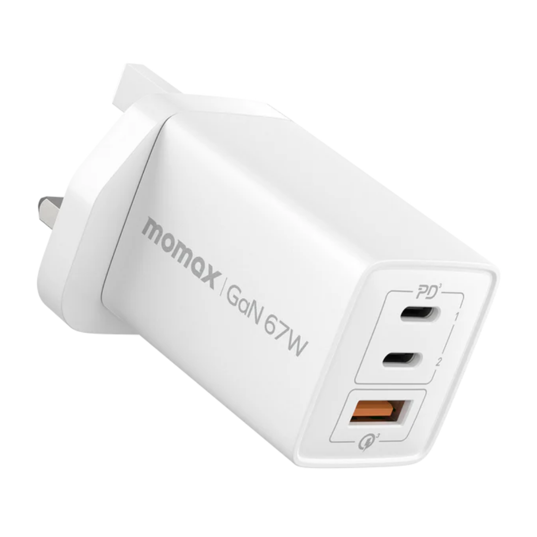 Momax OnePlug 3-Port GaN 67W Şarj Cihazı Beyaz