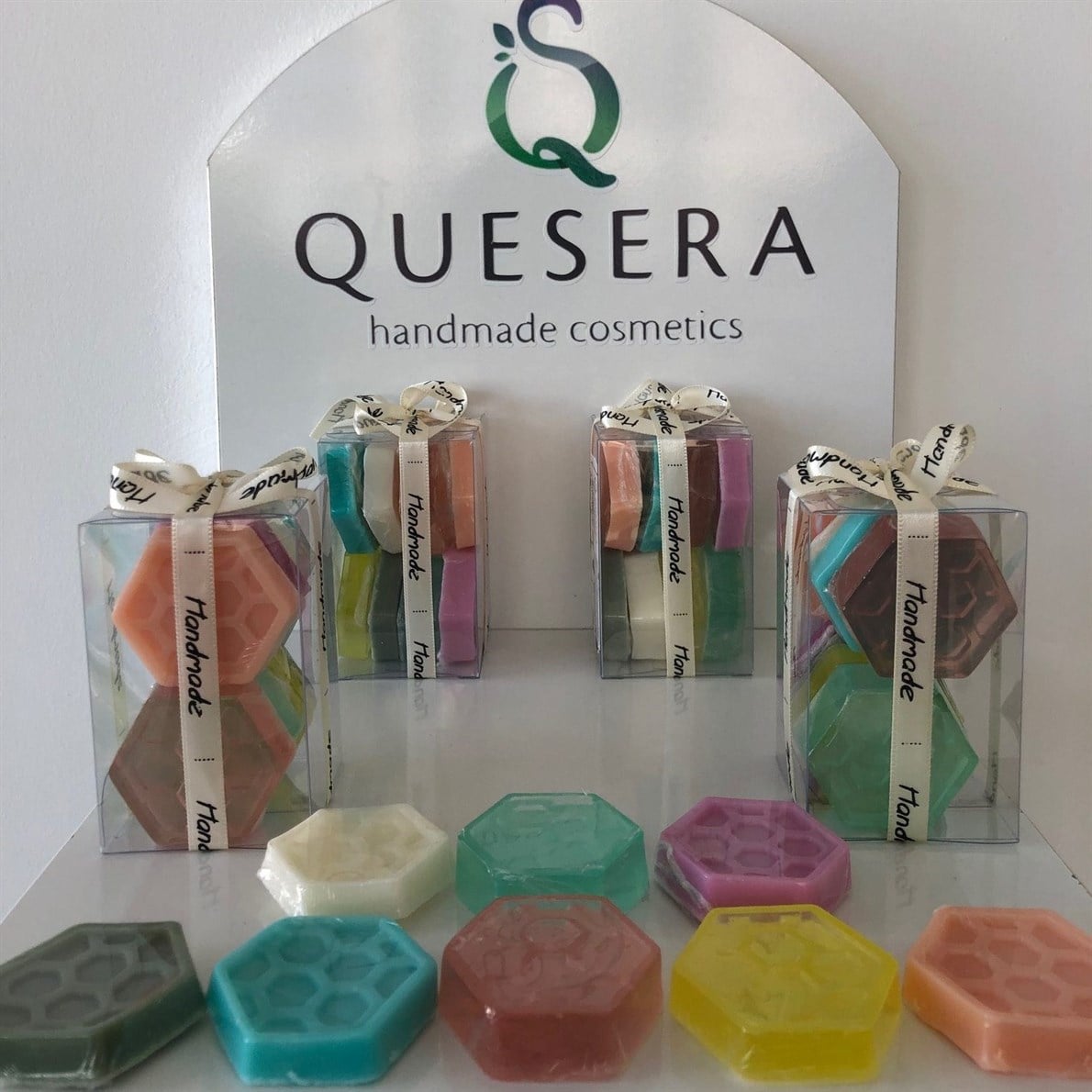 Quesera Handmade Cosmetics %100 Doğal 8'li Sabun Seti