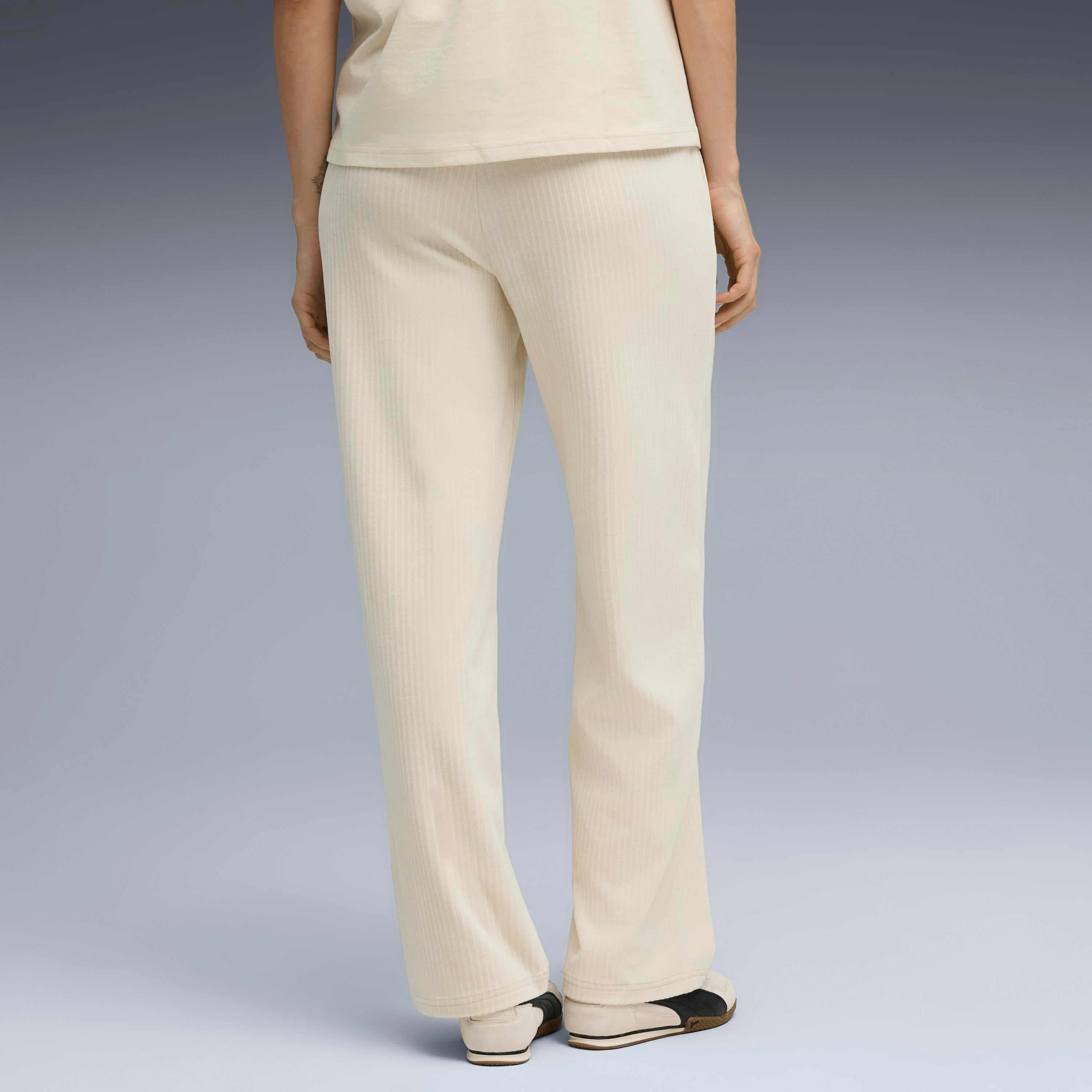 Puma Ess Elevated Velour Pant Kadın Yetişkin Eşofman Altı