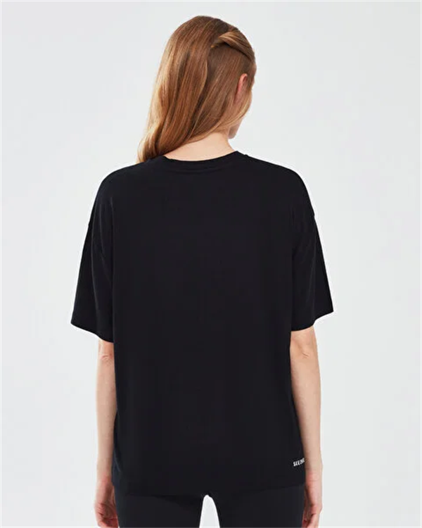 Graphic T-Shirt W Short Sleeve Kadın T-shirt