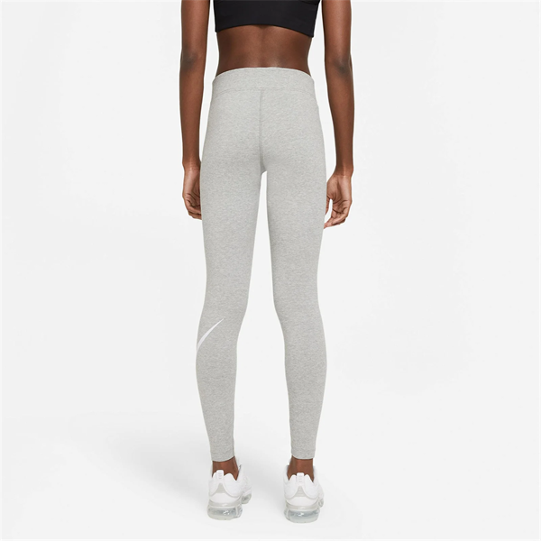 Nike Sportswear Essential