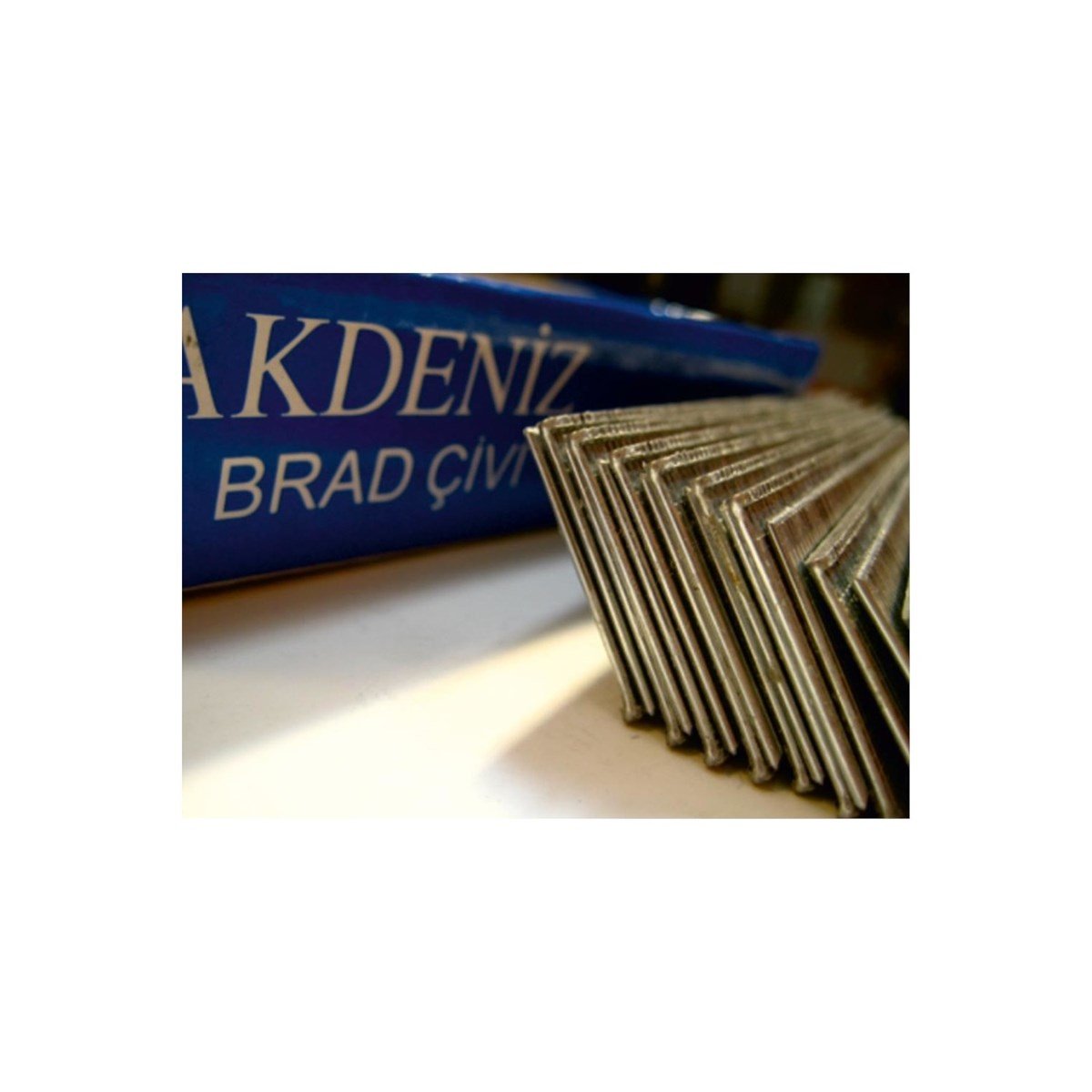 Akdeniz Brad Tekli Başlı Çivi