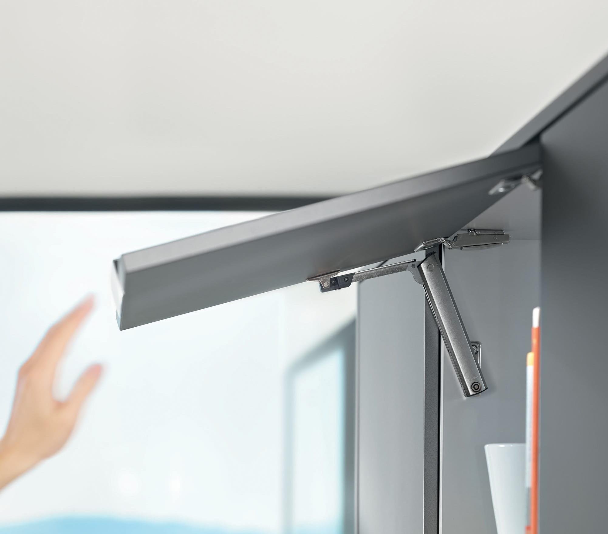Blum Aventos 15lik Hk-Xs Kalkarkapak Mekanizması