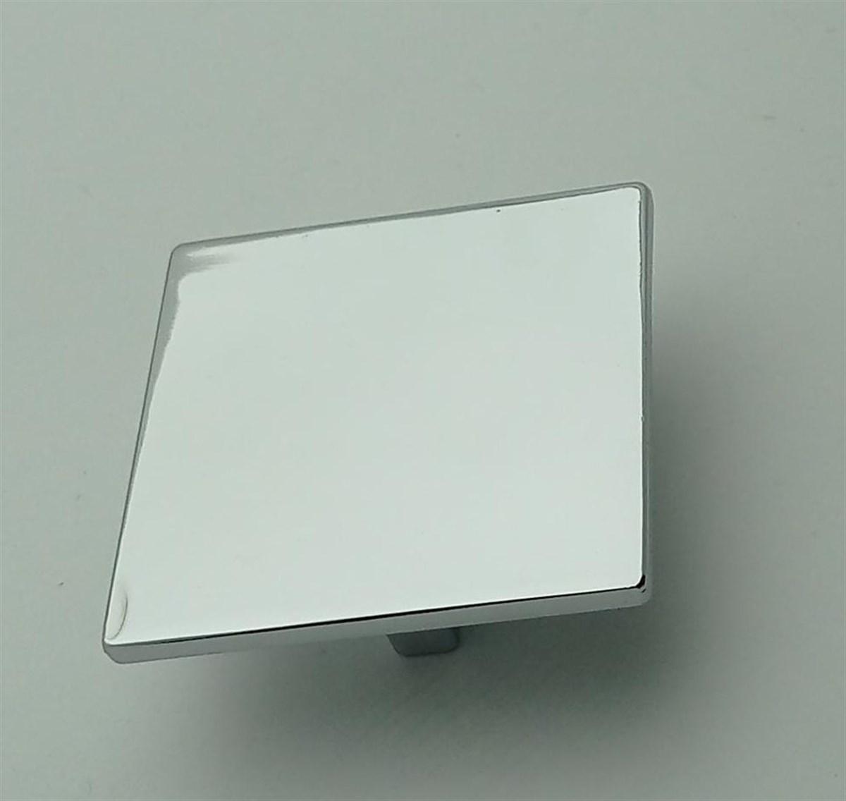 Erkul 499 Arena Düğme Zamak Mobilya Kulp