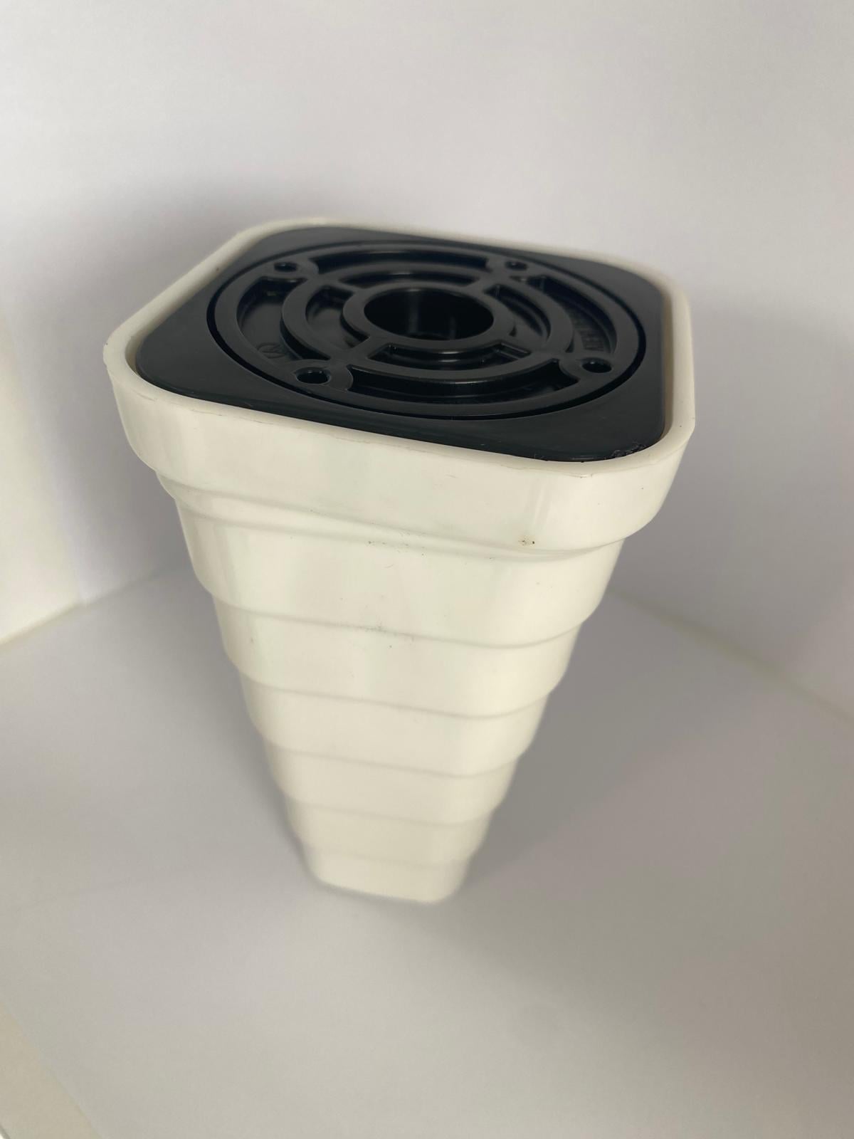 Liz 14cm Kare Plastik Mobilya Ayak 