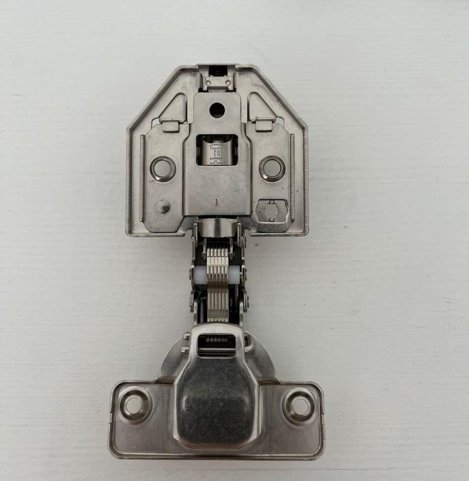 Minnes Mobilya 3D Frenli Kapak Menteşesi