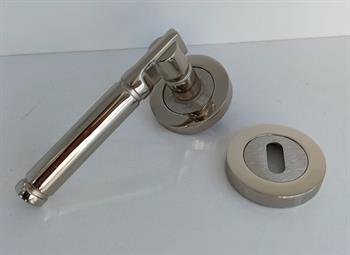 Dooraks 2038 İbiza Yuvarlak Rozetli Aluminyum Kapıkolu 