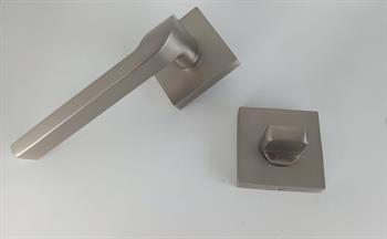 Erkul 475 Aktan Kare Rozetli Alüminyum Mat İnox Kapıkolu 