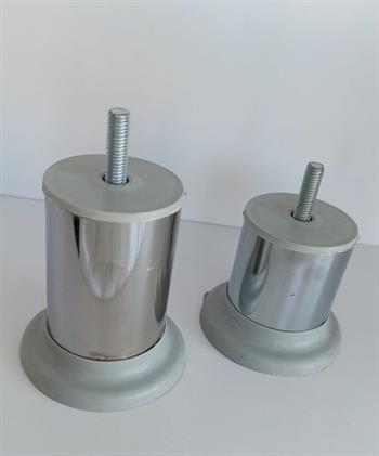 Sersan M8 Plastik Bingolu Vidalı Metal Krom Ayak