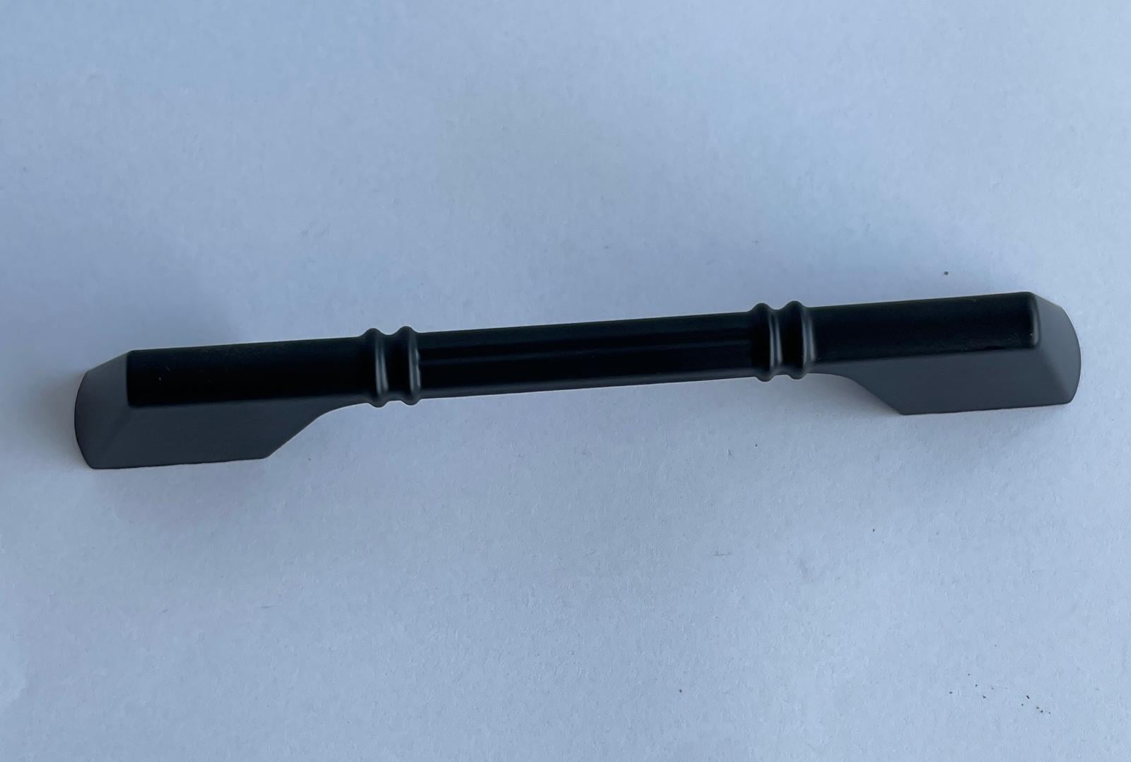 Özer Saroz Çizgili Zamak Mobilya Kulp