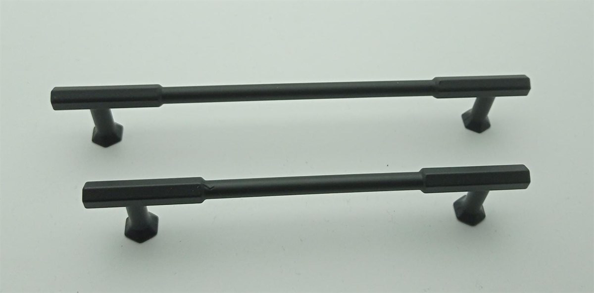 Sersan Fantom Zamak Mobilya Kulp