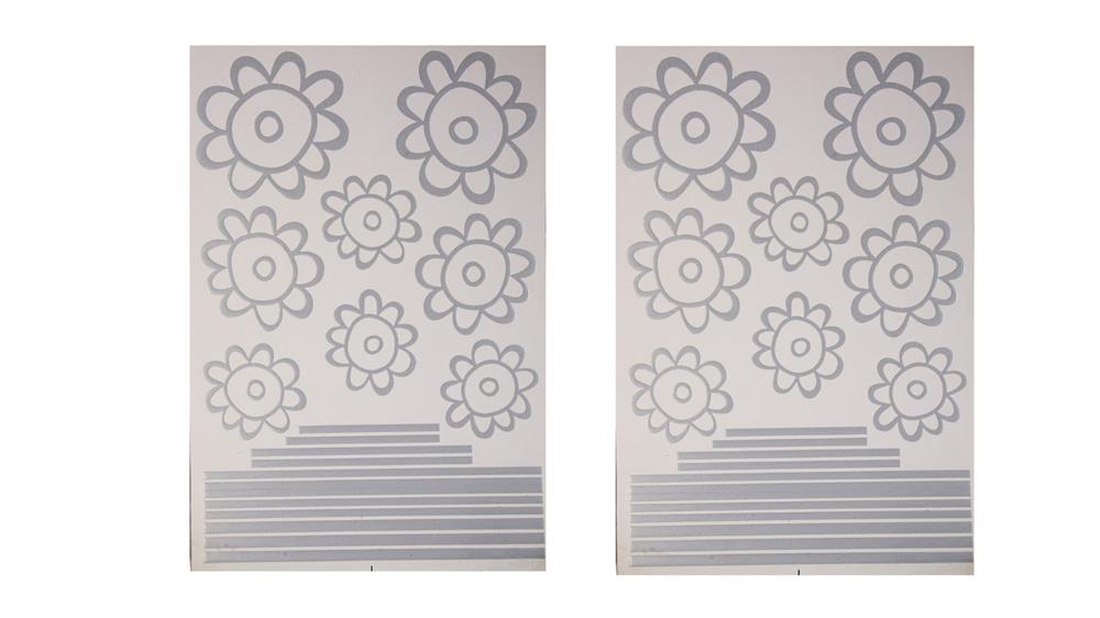 Duvar Süsü (Sticker) 2 Adet Gri Papatyalı Şeffaf Filmli Pvc 48x33x0,5cm