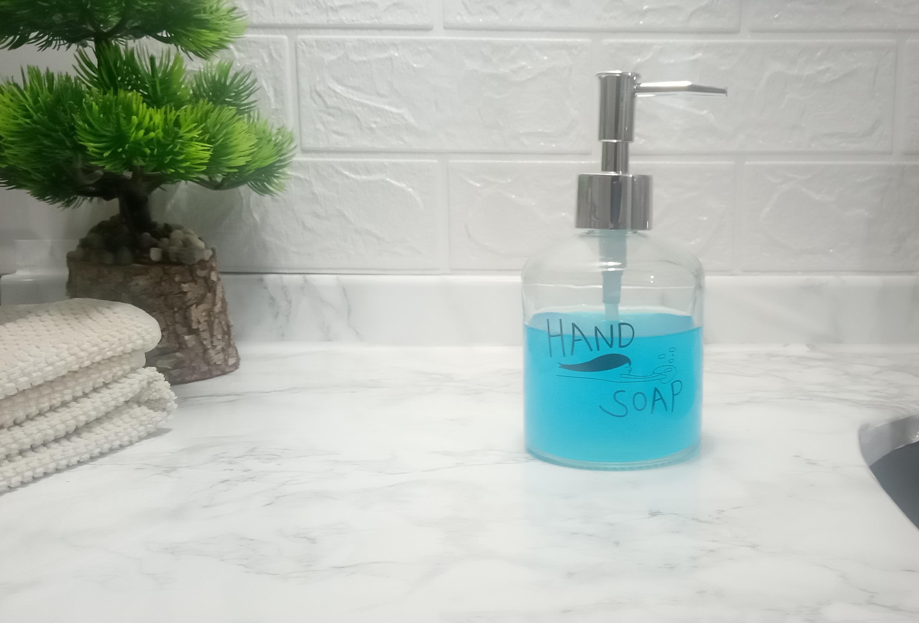 Cam Sıvı Sabunluk,El Sabunu Yazılı 300Ml Banyo Seti  7,6X15,5Cm