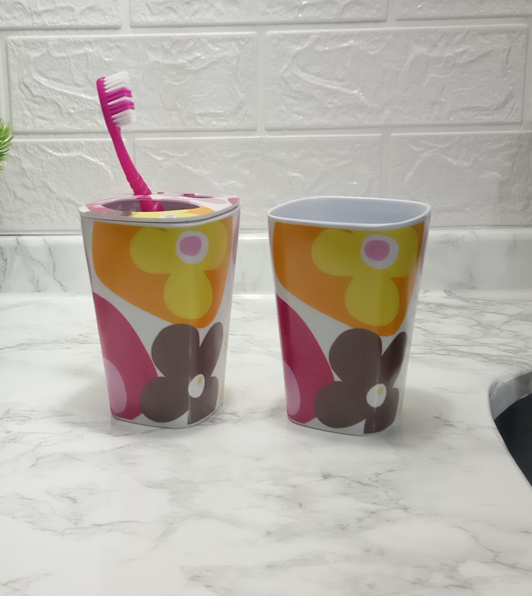 Diş Fırçalık Ve Macun Kabi 2 Li Banyo Seti ,Kırmızı Papatya Melamin