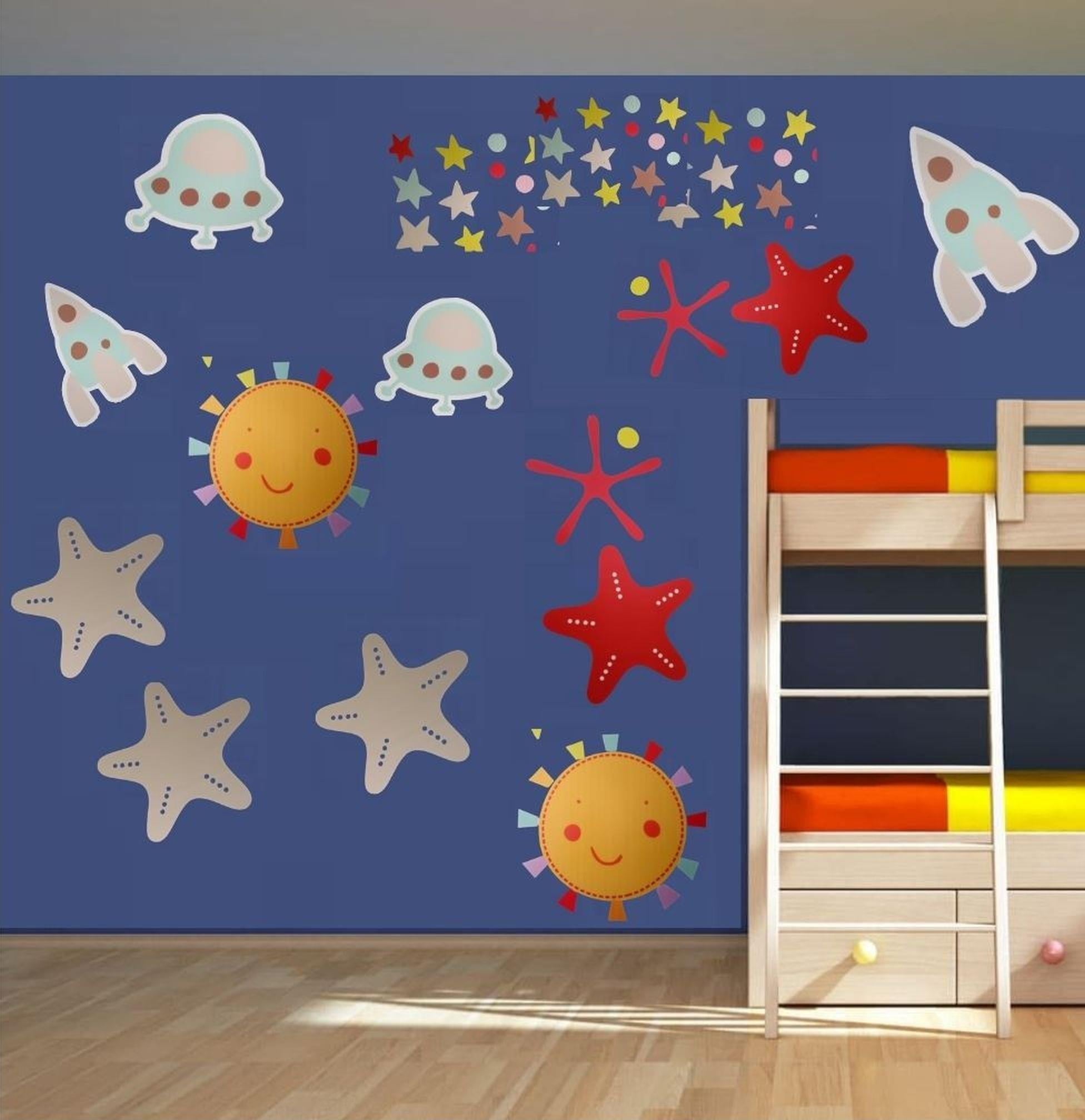 Duvar Süsü (Sticker) 2 Adet Uzaylı Desenli Pvc 70x50x0,5cm