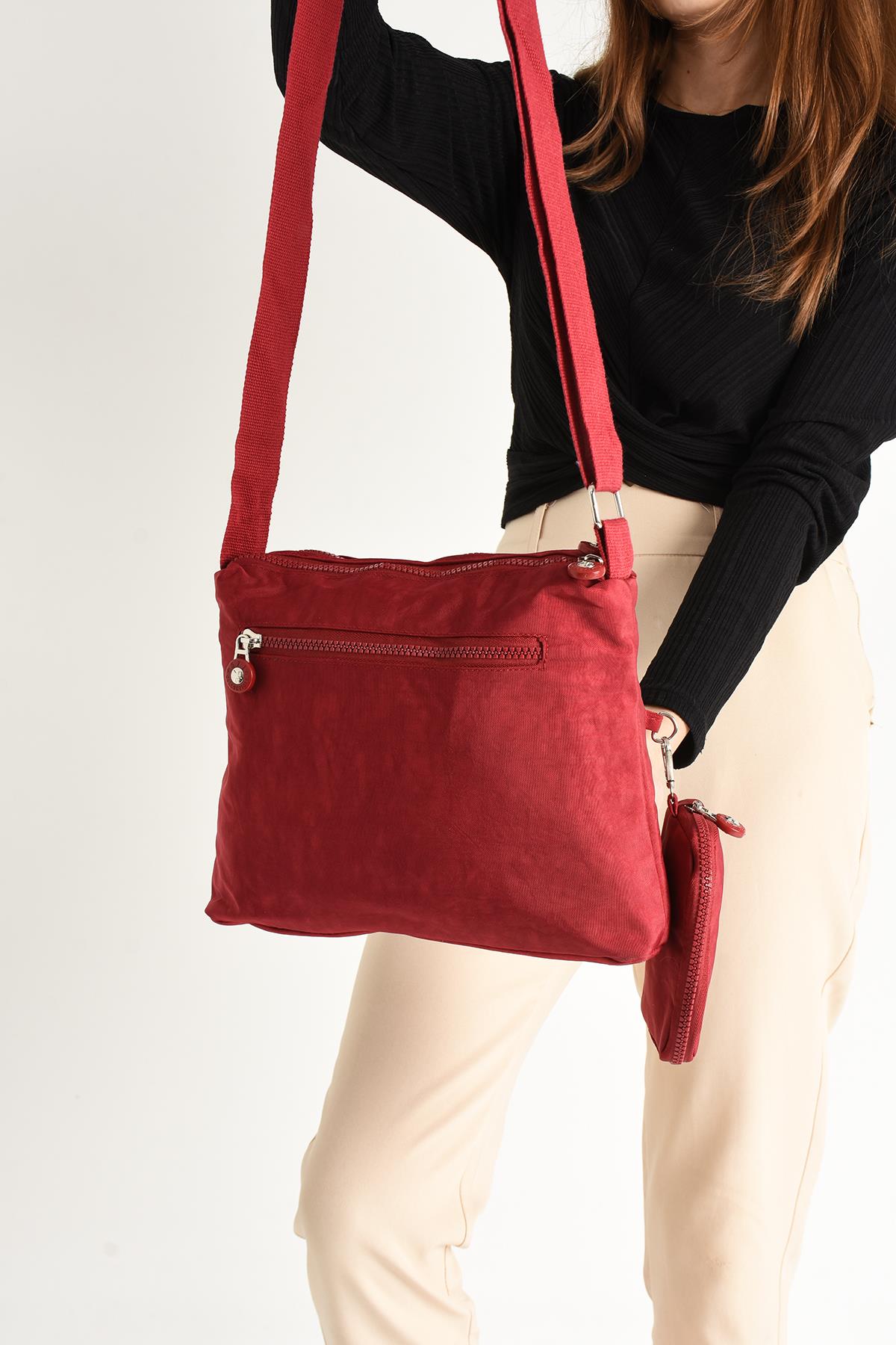 Çapraz Askılı Ultra Hafif Çok Cepli Omuz Çantası Kırmızı (Model: 571-6I)