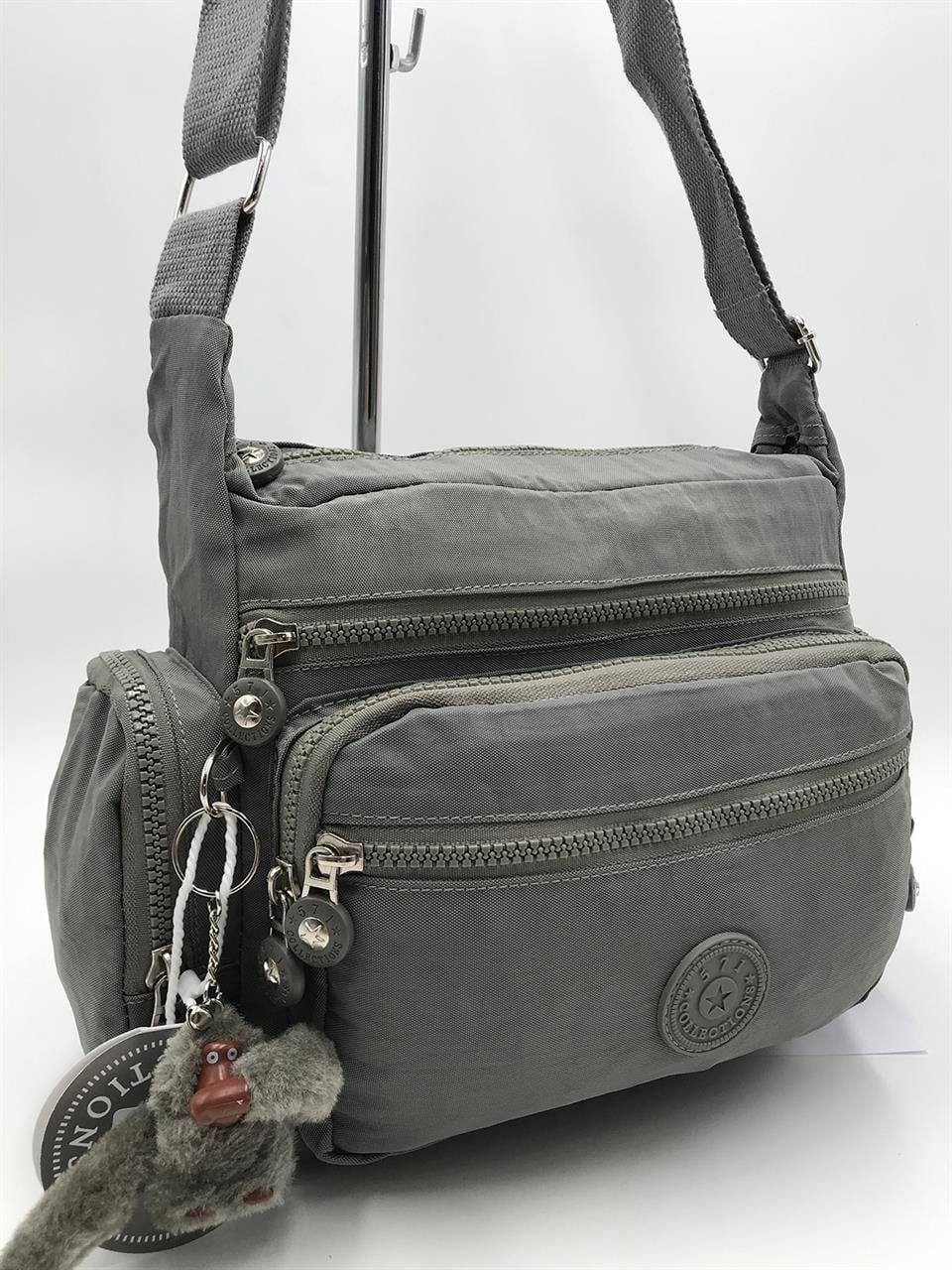 Çapraz Askılı Ultra Hafif Çok Cepli Bayan Omuz Çantası  Gri (Model: 571-6F)