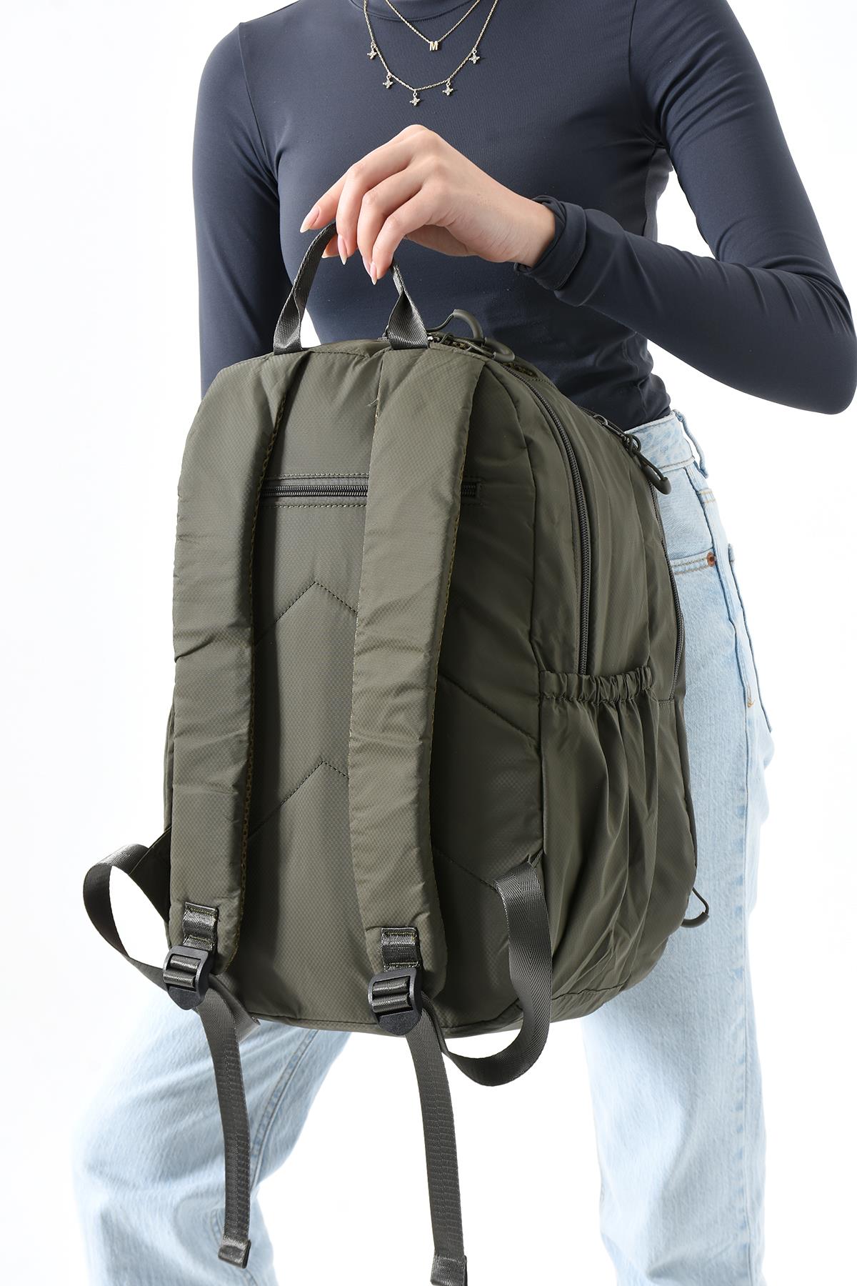 Orta Boy Sırt Çantası Ultra Hafif Çok Cepli Haki (Model:571-13-9E)