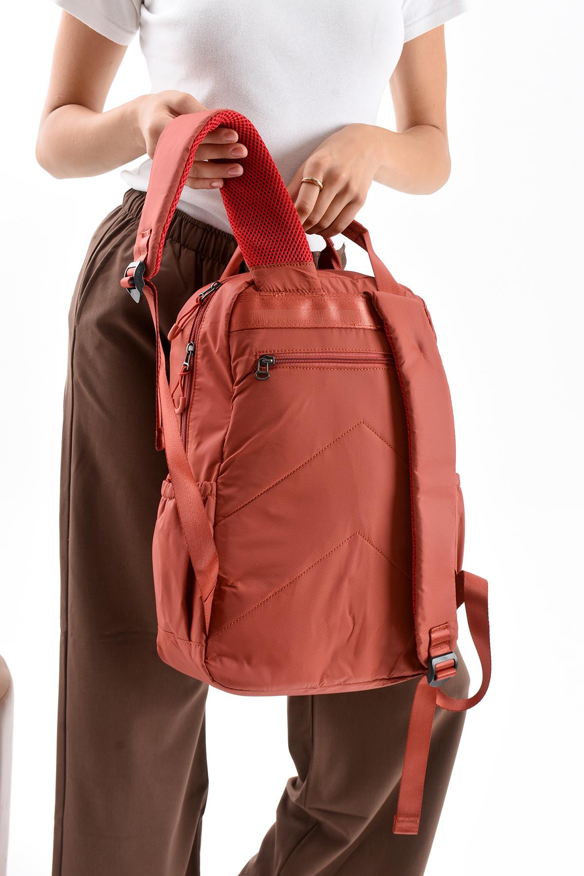 Ultra Hafif Çok Bölmeli Büyük Boy Sırt Çantası(Su Geçirmez, Notebook, Laptop) Kiremit Model: (571-13-9F)