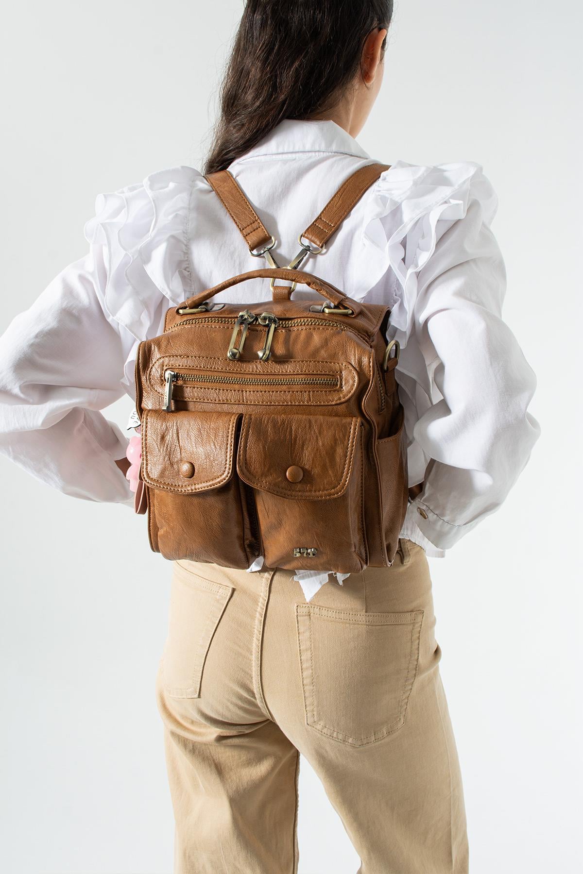 Yıkanmış Deri Çok Fonksiyonlu Sırt, Omuz, ve El Çantası Taba (Model: 571-17T)