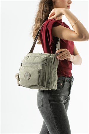 Ultra hafif, çok cepli , çok bölmeli Çapraz askılı Postacı çanta (spor, seyahat, gündelik ) Vizon Model: 571-6U