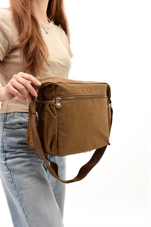 Çapraz Askılı Ultra Hafif Çok Cepli Bayan Omuz Çantası Taba (Model: 571-6D) 