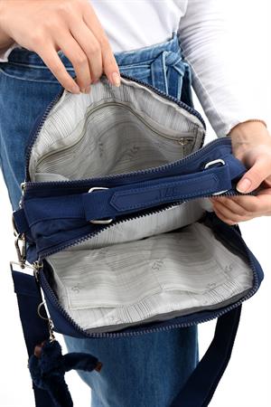 Çapraz Askılı Ultra Hafif Çok Cepli Bayan Omuz Çantası Laci (Model: 571-6P)