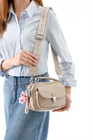 İki Fonksiyonlu Metal Basmalı Suni Deri Omuz, El Çantası Vizon (Model: 571-13-17H) 