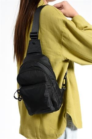 Üç Bölmeli Unisex Göğüs (Bodybag) Çantası Siyah (Model: 571-9N) 