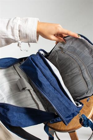 Ultra Hafif Çok Cepli Krinkıl Sırt Çantası Unisex Laci (Model: 571-2B)