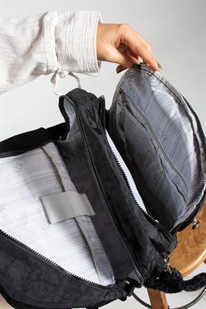 Ultra Hafif Çok Cepli Krinkıl Sırt Çantası Unisex Siyah (Model: 571-2B)