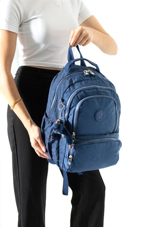 Ultra Hafif Çok Cepli Orta Boy Sırt Çantası Lacivert Model: (571-4H)
